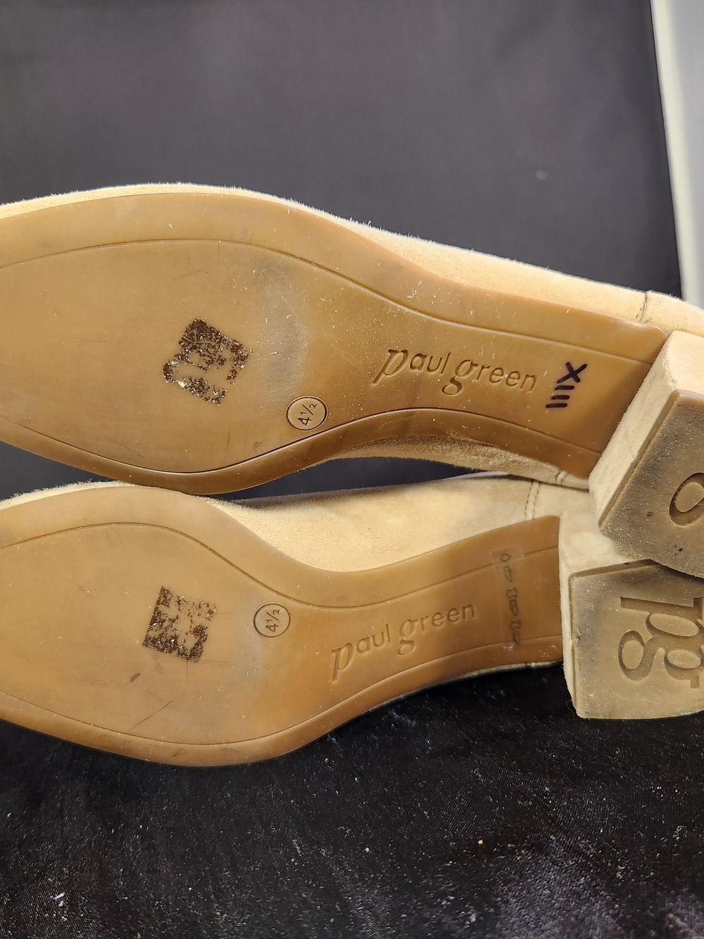 Paul Green Beige Suede Pointed Toe Women's Pumps SUPER SOFT SZ US 7 - Picture 8 of 9